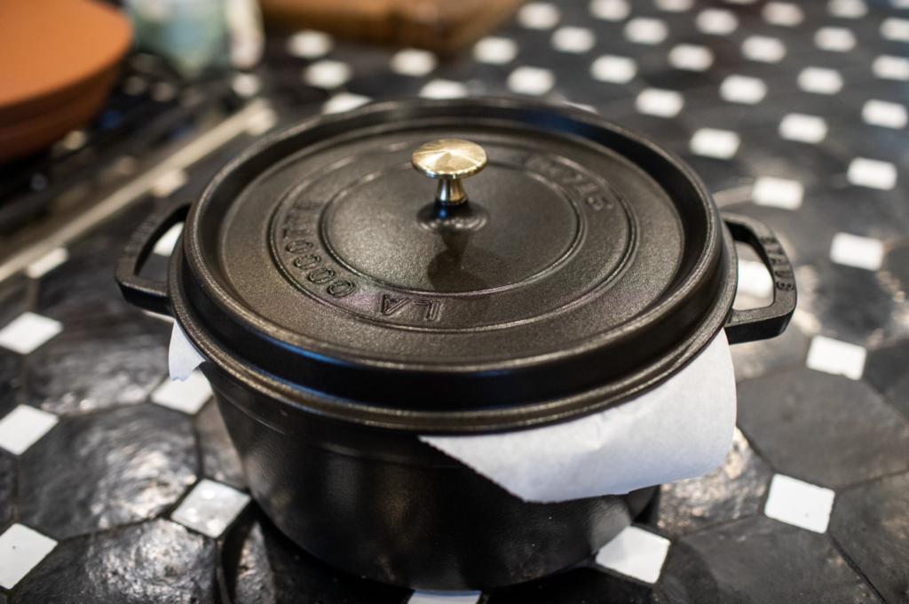 How to Care For + Clean Cast Iron - Greenify Me